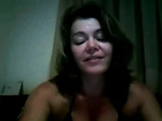 Attractive Brazilian MILF in Webcam – negrofloripa