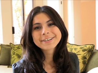 Admirable brunette babe Eliana had to play with her fanny