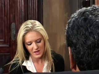 Raunchy blonde Daryn bounces on thick wang