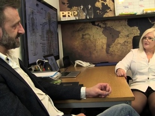 Mature grandma sucking