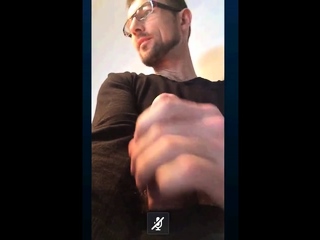 Str8 daddy displaying off his cock on cam