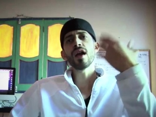 Ambitious nipponese young maid attacks rod with mouth