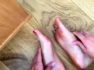 Blonde emo amateur solo masturbation