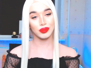 Great Shemale Masturbate On Cam