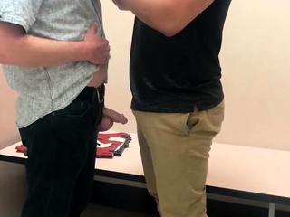 mit Daddy in der Umkleide