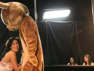 Blonde fellow screwed girls on sofa pulled their legs up