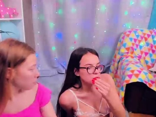 Brunette Solo Webcam Masturbation