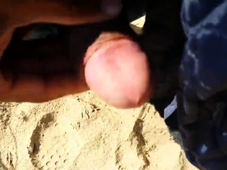 Str8 males jerking in beach for a slut