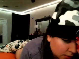 BBW White Chick Huge Boobs Cam Play