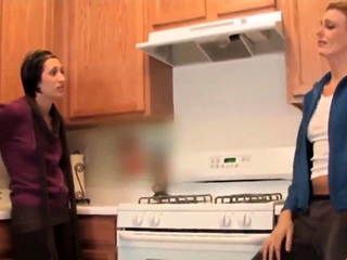 Actual Enjoy – lesbian – Daryl Hannah – Nicole Ahrens – blonde