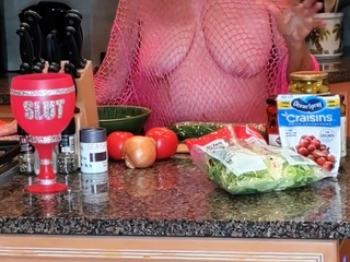 Amateur hottie solo masturbation