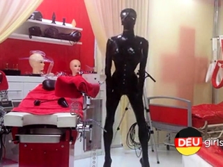 Kylie Marilyn im Studio Schwarz Entertaining