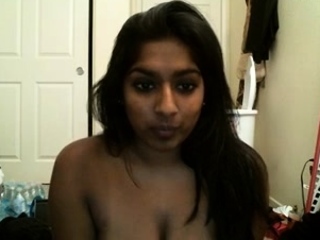 Webcam amateur teaing massive boobs show