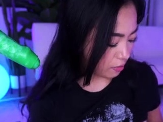 Amateur sex with a teen brunette