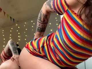 Attractive teen ebony solo toy masturbation