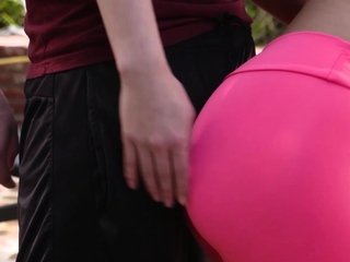 Curvy babe Quinn Wilde major cock exercise