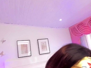 Cute amateur brunette naughty in solo jerking show on camera