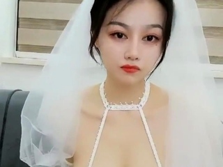 Amateur Webcam Chick Masturbates On Webcam Additional at