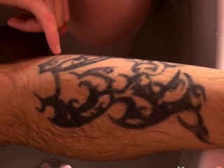 Buff foot guy tugs cum in bath