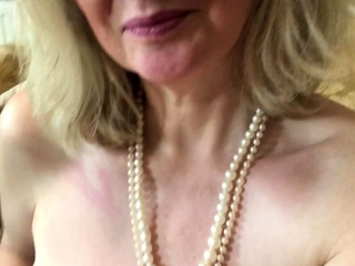 Non quit blonde with massive boobs cock jerks off on the bed