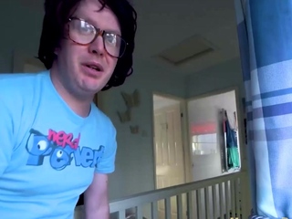 Skanky brit gets facialized