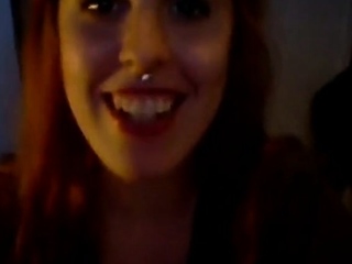 Svensk 18 r Rdhrig Studentflickan ta en ansiktsbehandling