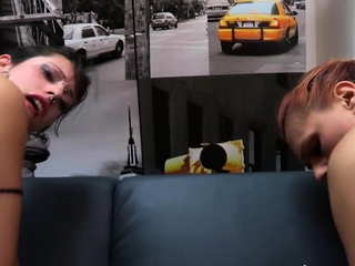 Amateur blonde girlfriend homemade blowjob and handjob