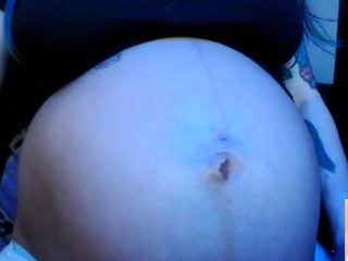 Close up MILF masturbation