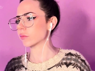 Huge boobs milf masturbates with her dildo