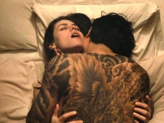 Alexandra Daddario huge tits and ass in sex scenes