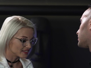 Very hot skinny blonde babe Zazie Skymm pounded Difficult!