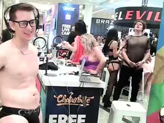 Amateur public sex throughout a picnic