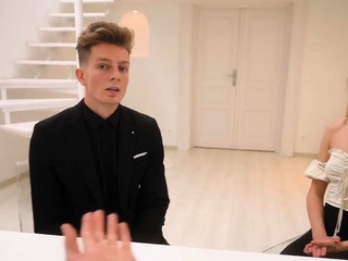 Angelika Grays – Get A Head To Get Forward