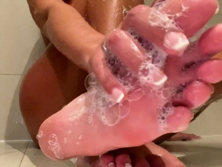 Linsey Daybreak solo foot fetish