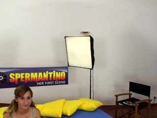 Nasty redhead sweetheart Mariah does one thing