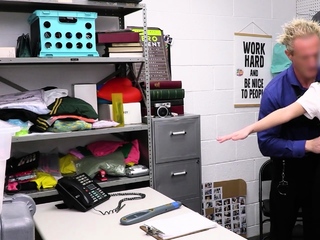 Teen thief acquired an settlement on cops cock