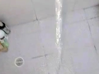 Beginner bathe and masturbation