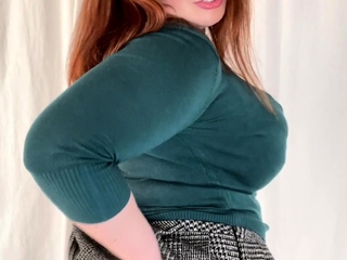 Huge Boobs LauraHaze Doing Masturbation Slutcamzz