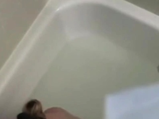 Peeping at stepmom’s orgasm in tub