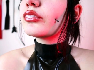 DominatrixVera – Vera Violette – Lipgloss Spit Bubbles