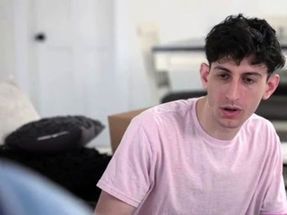 Jasmine Daze is pranked by her stepdaughter Leana Loving’s