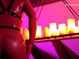 Shemale in Pink Latex is Able to Dominate You