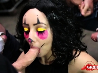 Sizzling pornstar bukkake with swallow