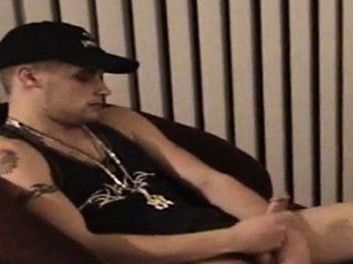 Straight novice jock wanking in solo