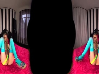 The Largest Cock – Piper Perri