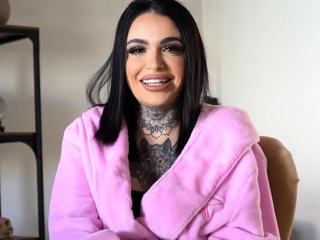 Busty tattooed lez babe licks GFs pussy after casting