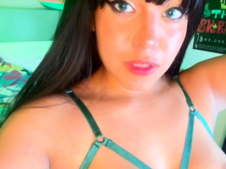 Large booty ass fetish amateurs get oral and suck cock