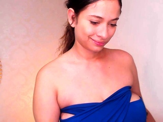 Massive boob brunette masturbates on webcam