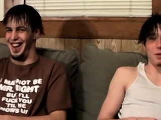 Nude twink affords foot fetish and masturbation on livecam