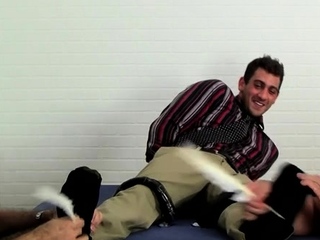 Sexy male likes pliant accomplice in foot fetish xxx play